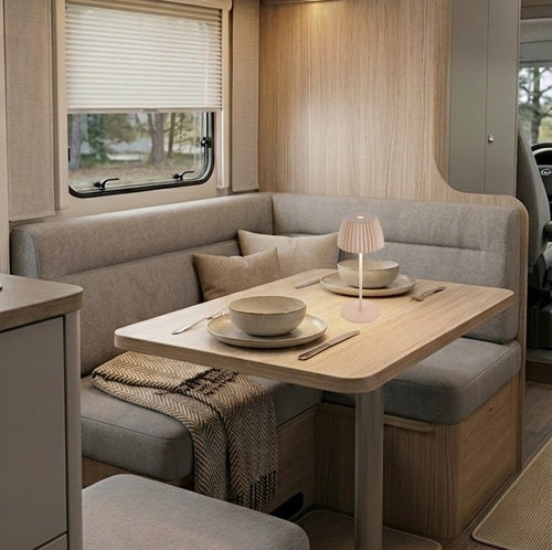 Design-Tischleuchte beige, inklusive MagUp Pad S weiß